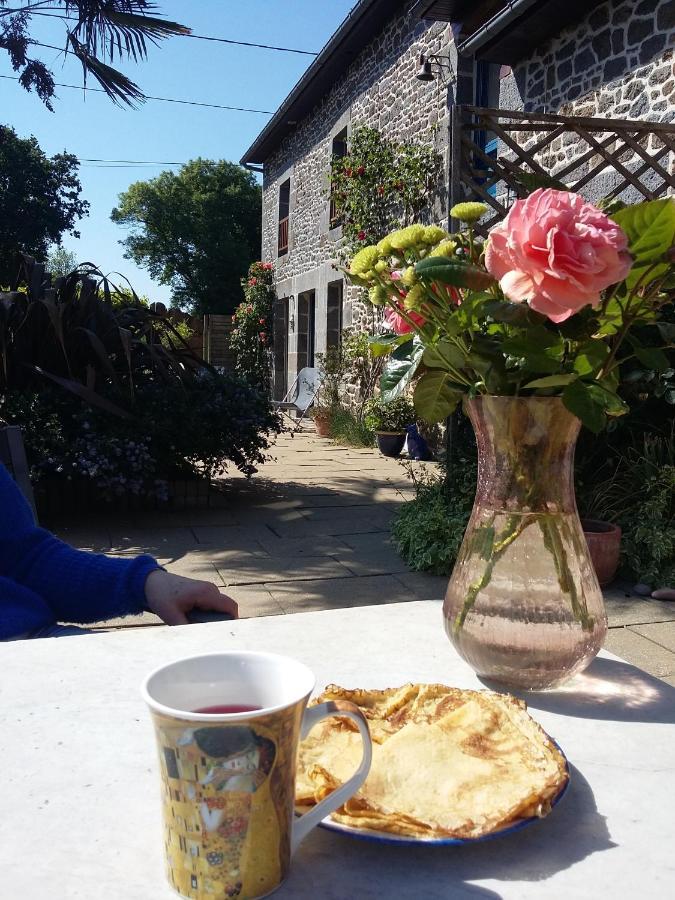 Bed and Breakfast Les Petites Chapelles Saint-Pierre-de-Plesguen Exterior foto